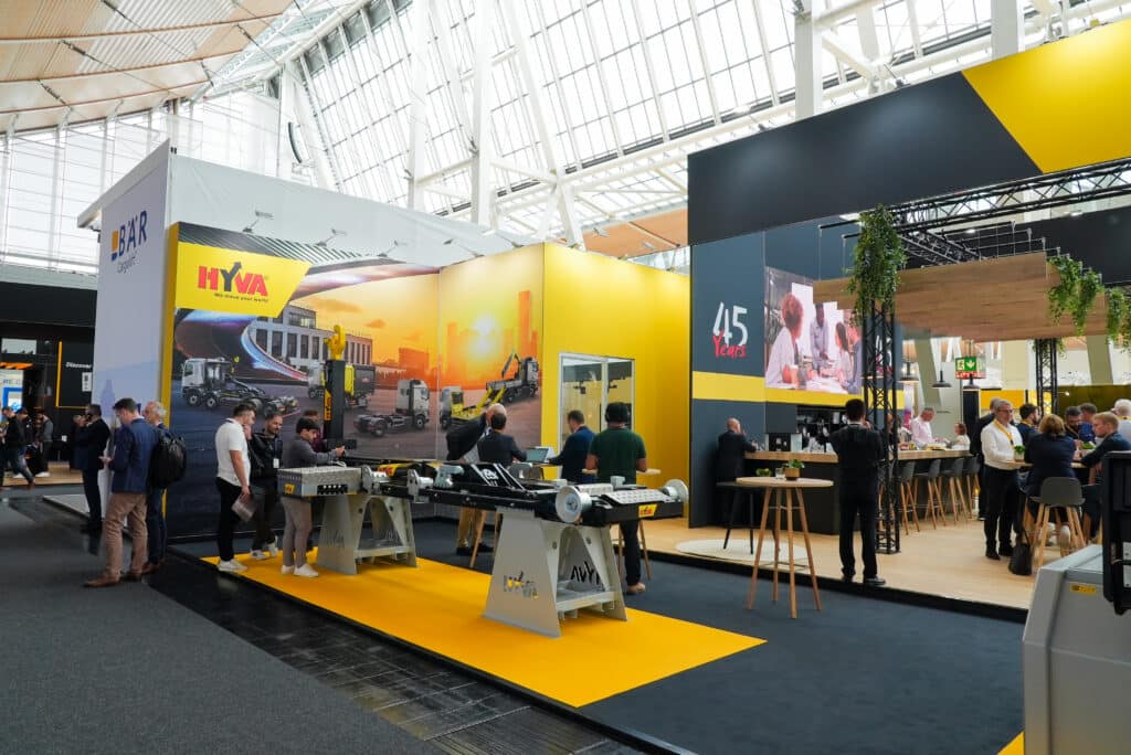 Hyva-iaatransportation-beurs-stand-hannover-messe