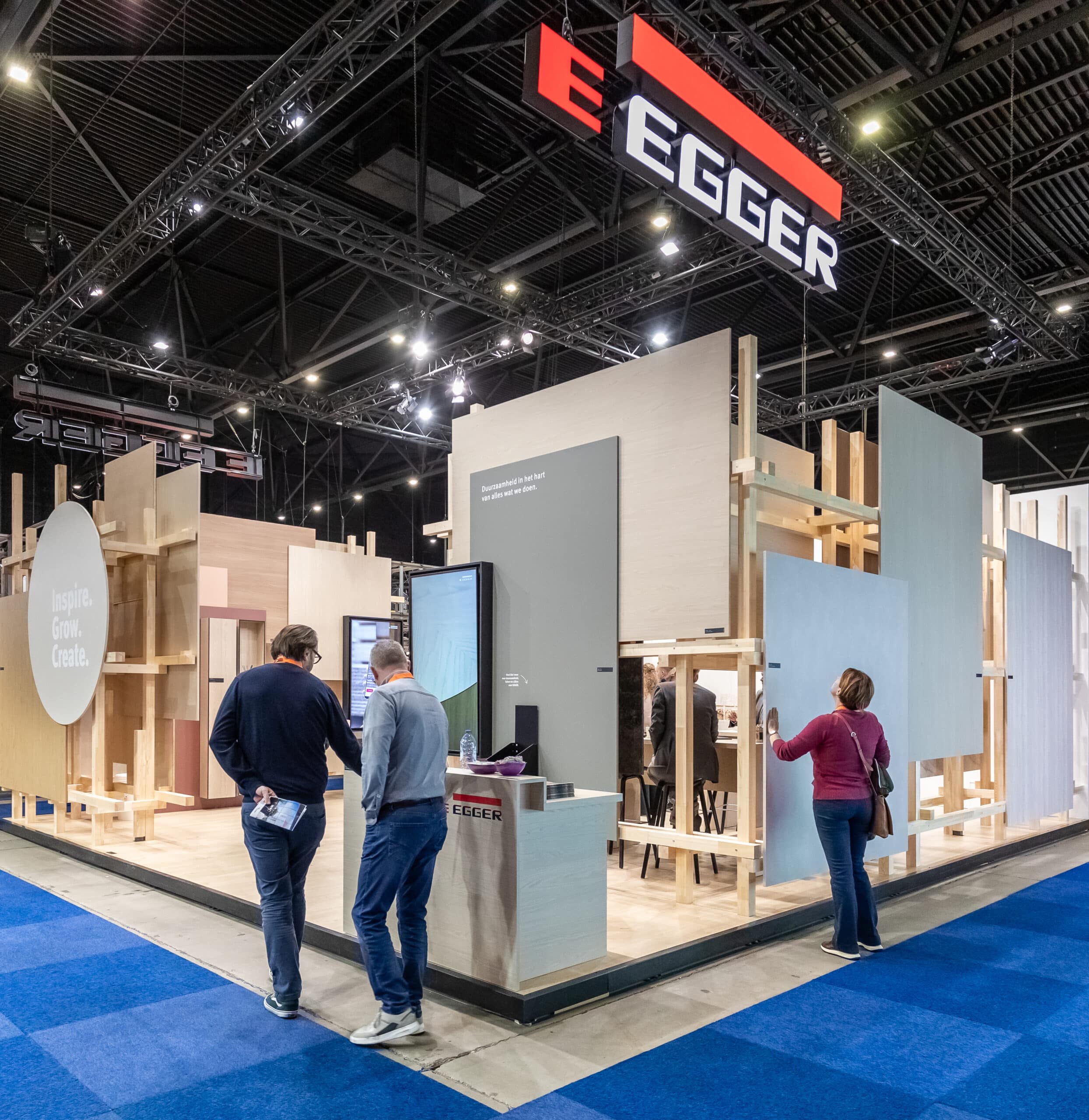 Egger_stand_houtpro_beurs_standbouw_beursstand_exhibitionstand_booth
