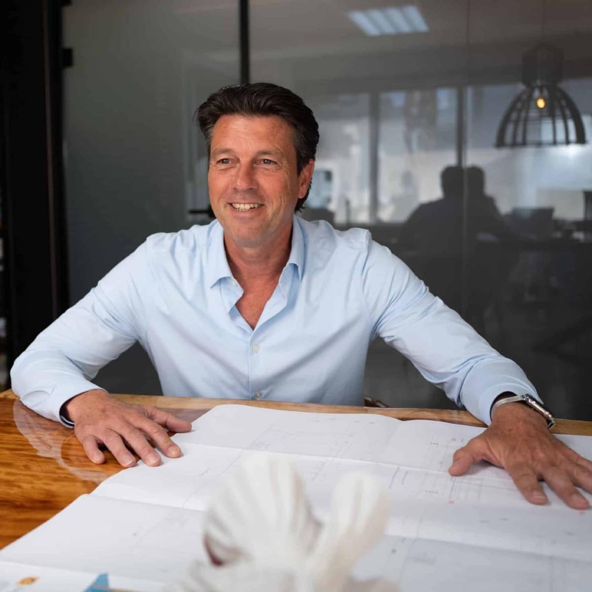 internationale standbouwer met persoonlijke aanpak